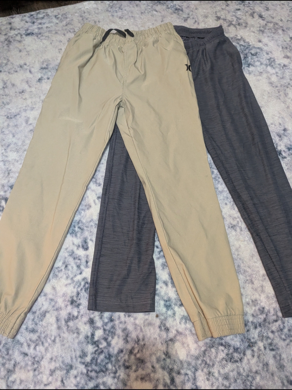 Hurley Kids Jogger Pants in Khaki and Old Navy Charcoal Bundle